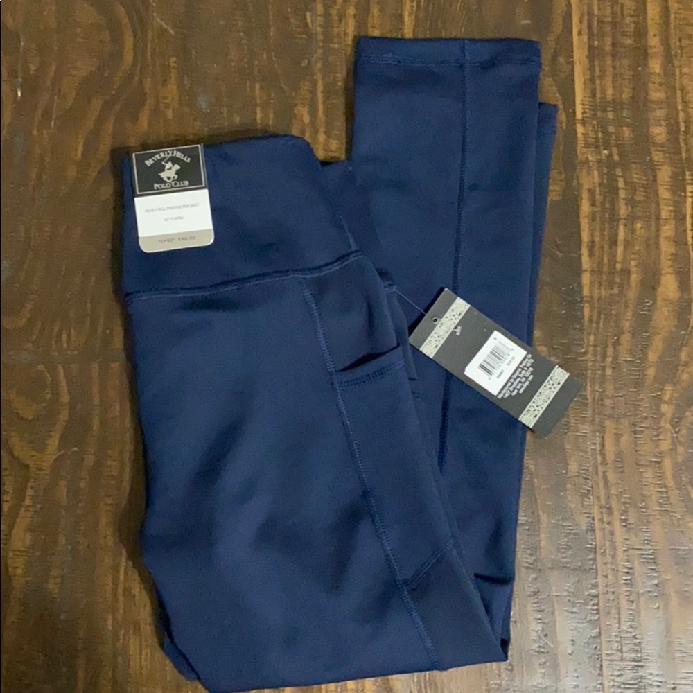 BeverlyHills polo 22”Capri workout pants/leggings